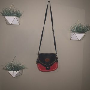 Vintage Dooney & Bourke leather purse.